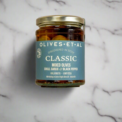 Classic Chilli, Garlic & Black Pepper Mixed Olives in a Jar for Foodservice Wholesale