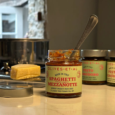 Spaghetti Mezzanotte – Chilli & Tomato Pesto 6 x 135g