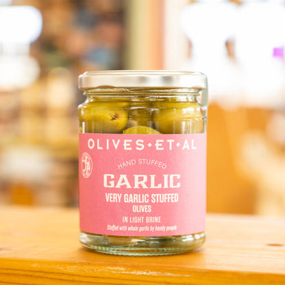 Very Garlic Stuffed Olives 6 x 150g