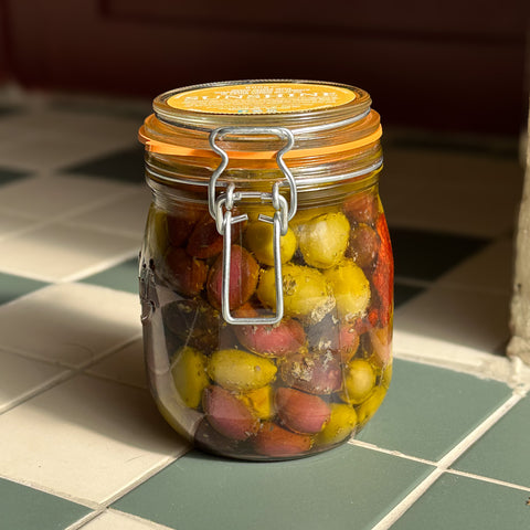 Sunshine Rosemary & Garlic Whole Olives -6 x 800g